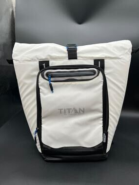 Titan Deep Freeze Arctic Backpack Cooler White Black